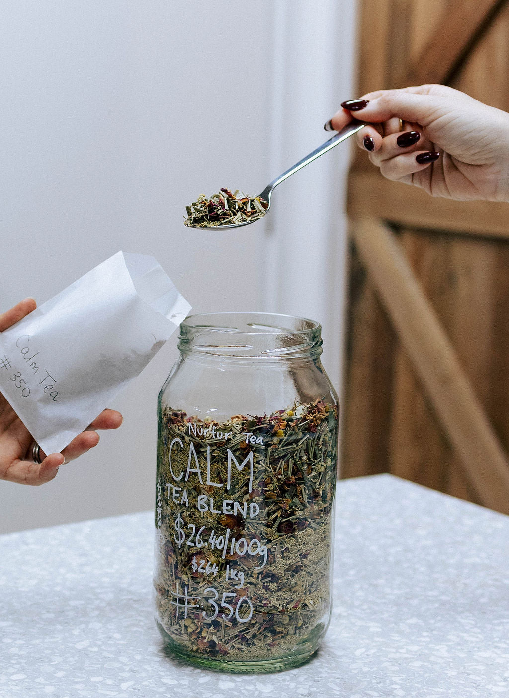 Calm tea blend of organic tea | Lemongrass, Rose, Chamomile