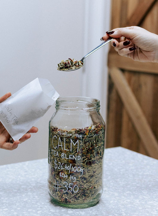 Calm tea blend of organic tea | Lemongrass, Rose, Chamomile